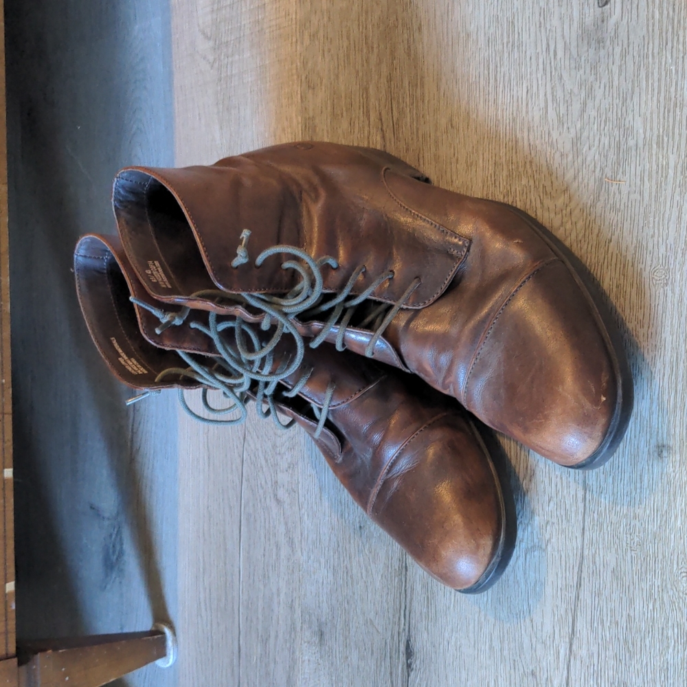 Born Boots